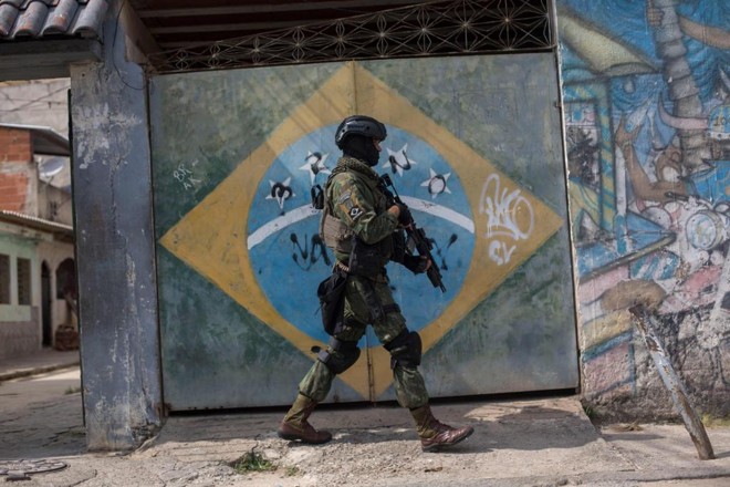 O Ministério da Segurança estima que existam em torno de 70 organizações criminosas organizadas no Brasil. Já o Anuário Brasileiro de Segurança Pública sinaliza a ação de ao menos 37 facções. | Mauro Pimentel/AFP