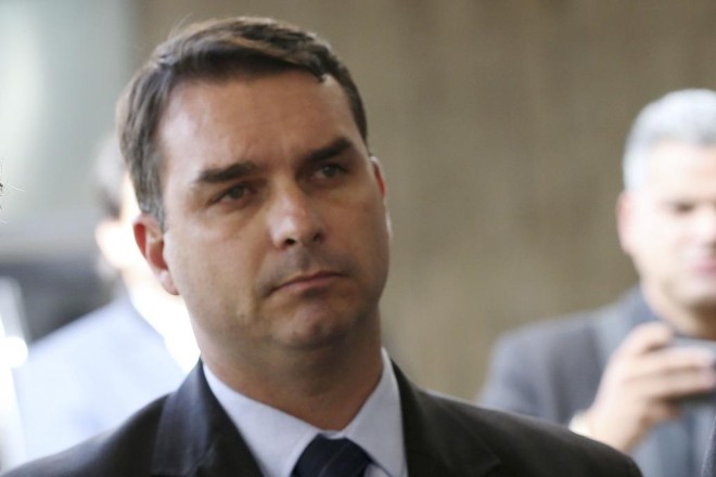 Flávio Bolsonaro: deputado do Rio e senador eleito não é investigado pela Lava Jato, mas seu assessor teve movimentação atípica de dinheiro. | Wilson Dias/Agência Brasil