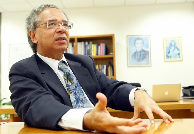 A reforma da Previdência é uma das prioridades do novo governo, ao lado de privatizações e reforma do Estado, afirmou o futuro ministro Paulo Guedes. | Hugo Harada/ Gazeta do Povo
