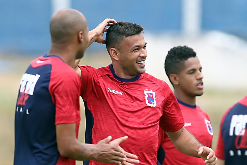 Cristovam deve jogar no Ceará em 2019 | Albari Rosa/Gazeta do Povo