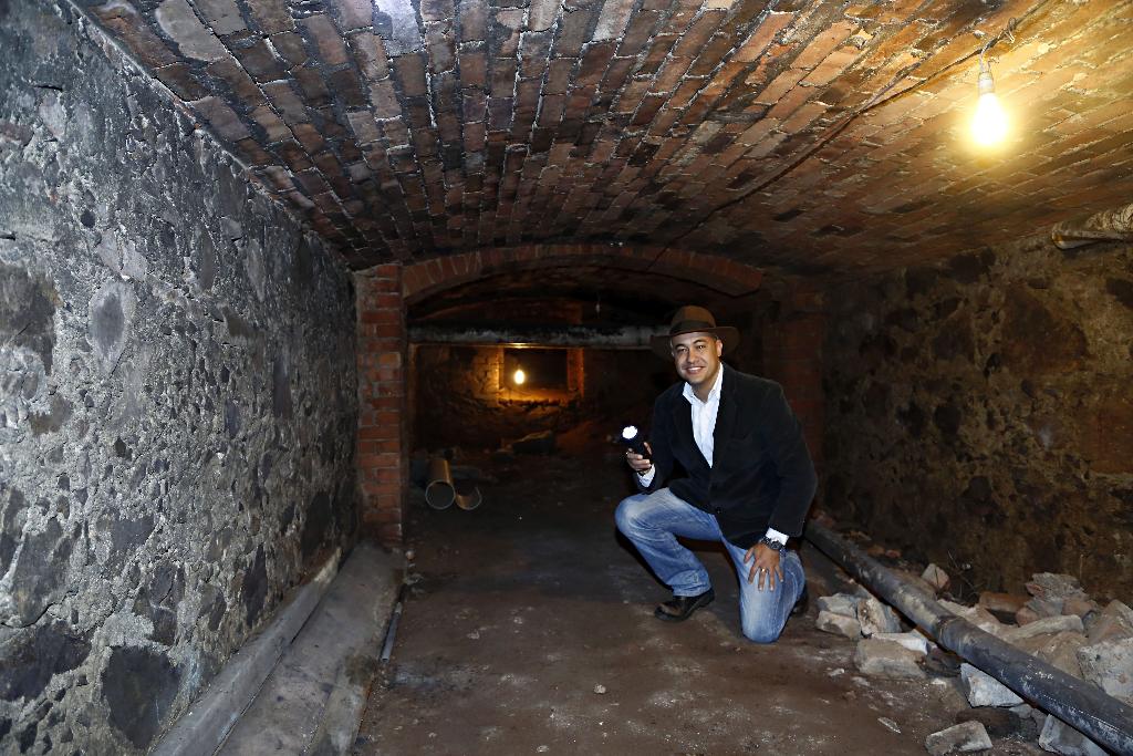 Pesquisador Marcos Juliano Ofenbock comprovou que o pirata Zulmiro existiu e morou em Curitiba | Felipe Rosa/TRIBUNA DO PARANA