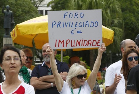 Comissão da Câmara aprova texto que restringe foro privilegiado de políticos | Aniele Nascimento/Gazeta do Povo
