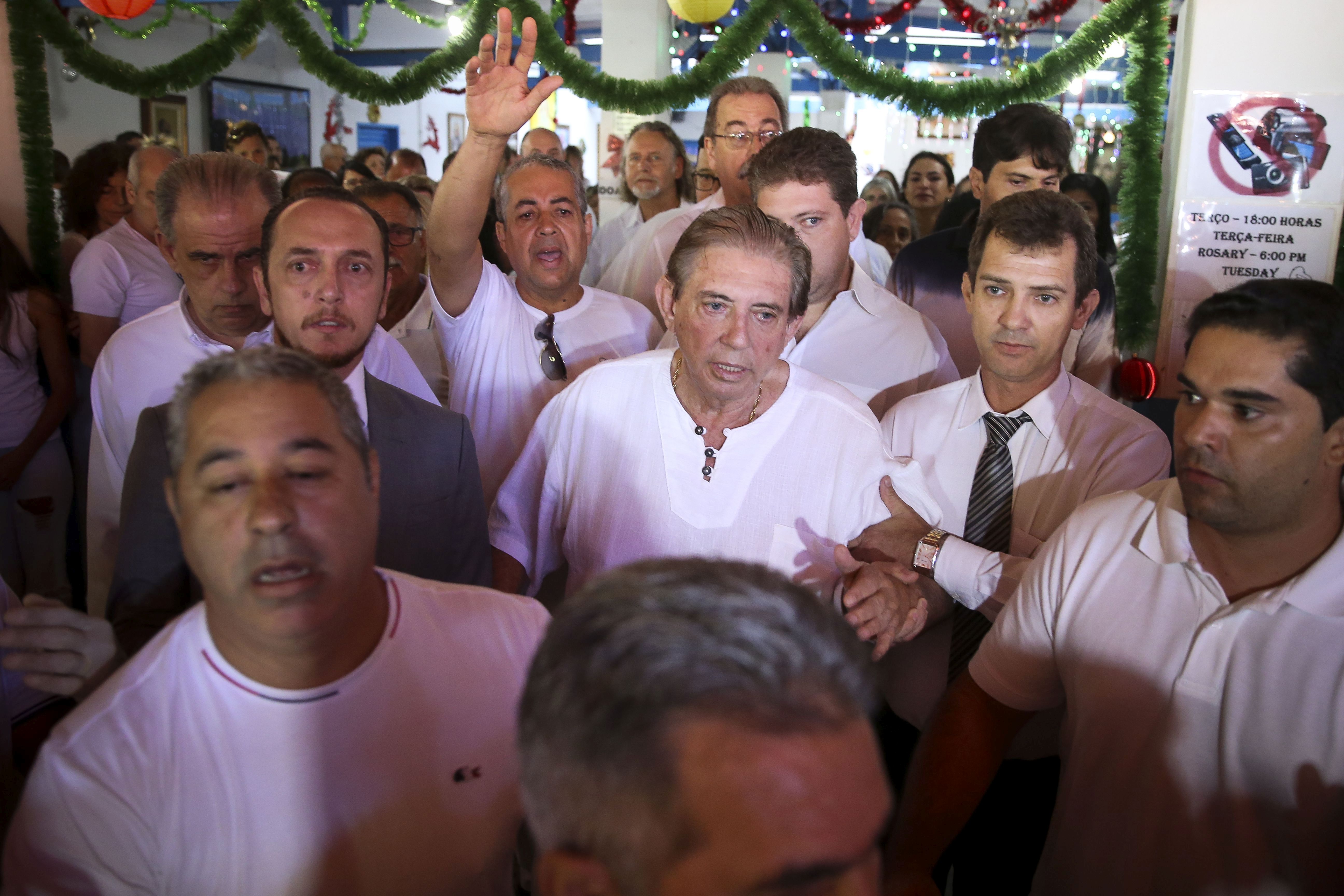 João de Deus em passagem pela Casa Dom Inácio Loyola, em Abadiânia, na última quarta-feira | Marcelo Camargo/Agência Brasil