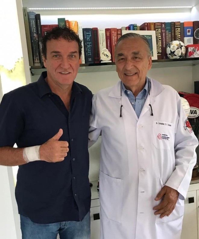 Cuca e o cirurgião Costantino Costantini | /Divulgação