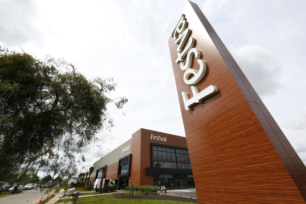 Em novembro, a rede também inaugurou a primeira loja na região metropolitana, em Pinhais. | Aniele Nascimento/Gazeta do Povo