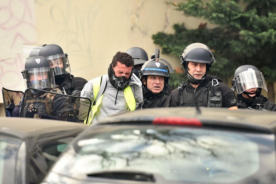 | REMY GABALDA/AFP