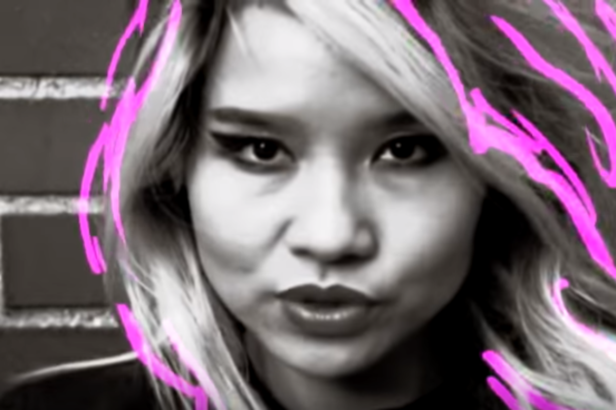 Pop star do Vietnã Mai Khoi no clipe Saigon Boom Boom, de 2015 | Reprodução/Youtube