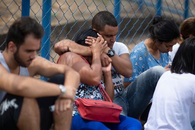 Parentes e amigos reclamam de falta de informação sobre pessoas ainda desaparecidas em Brumadinho | Mauro Pimentel/AFP