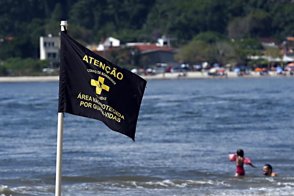 Jovem se afogou em uma área não protegida pelos guarda-vidas | Albari Rosa/Gazeta do Povo