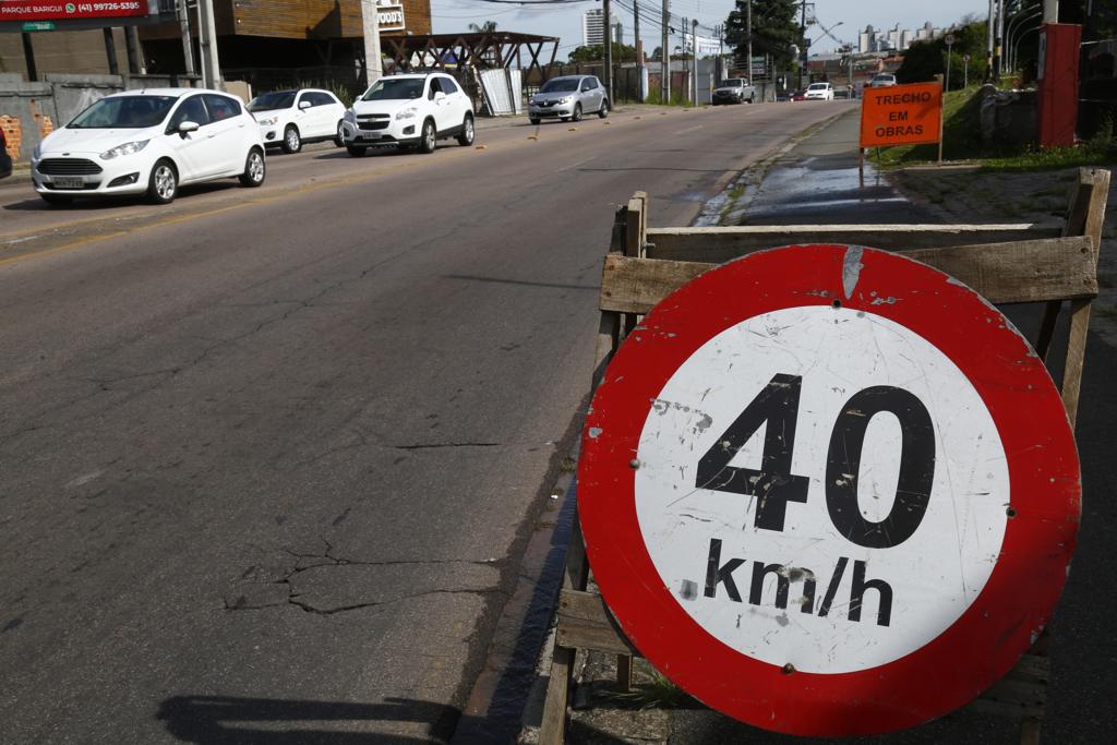 Faixa da General Mario Tourinho vai ser fechada na manhã desta quarta-feira (9) | Aniele Nascimento/Gazeta do Povo