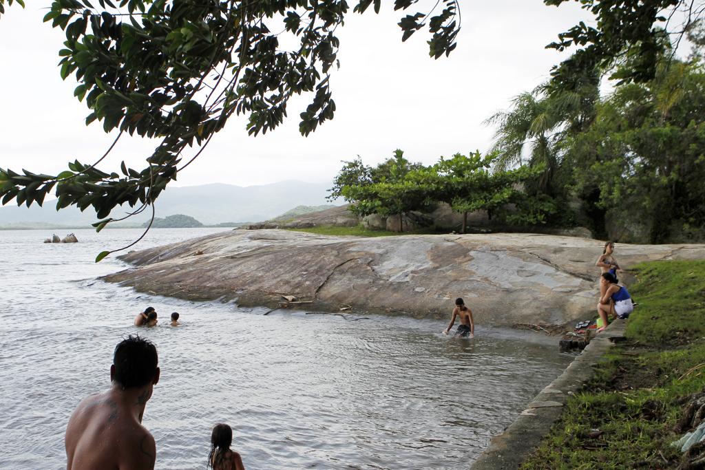 Apenas a Ponta da Pita, em Antonina, segue imprópria para banhistas | Antônio More/Gazeta do Povo