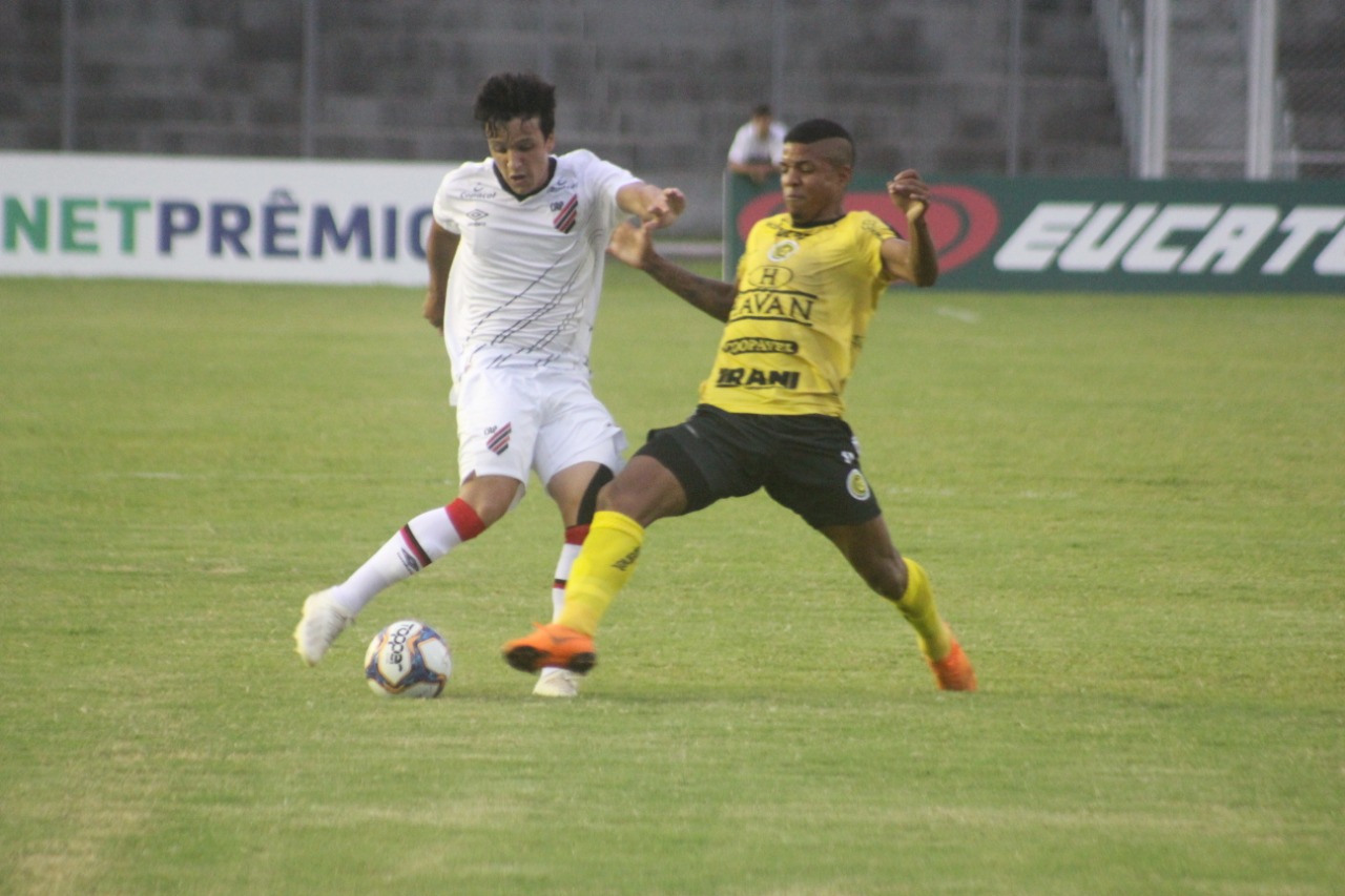 Matheus Anjo foi substituído na segunda etapa. | Fabio Donega/Hoje Cascavel