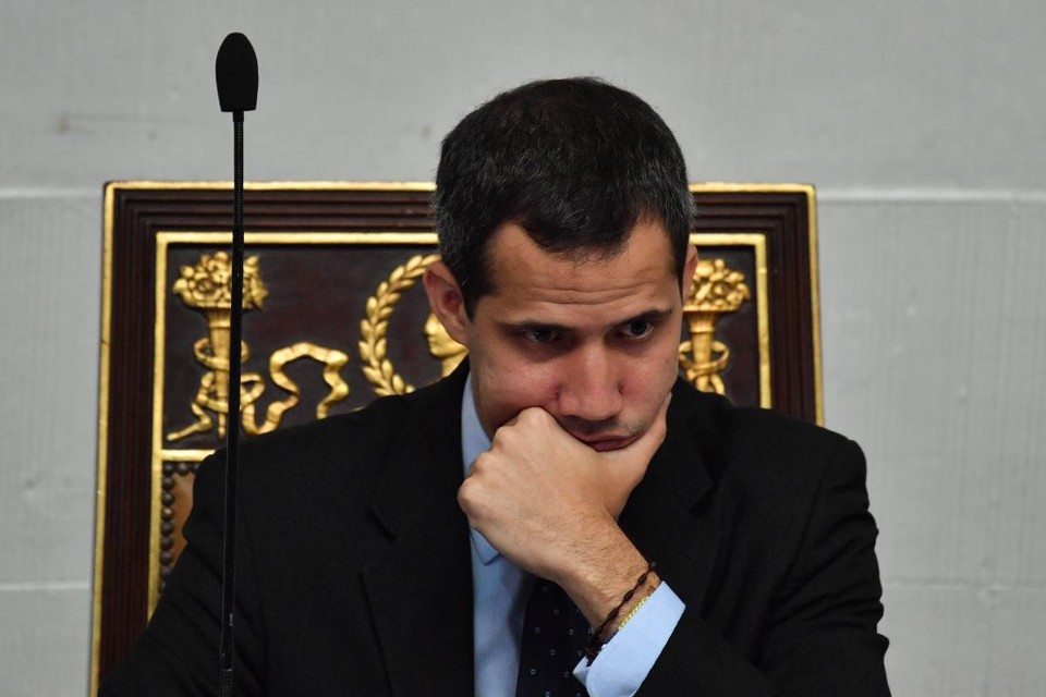 O líder da oposição e declarado presidente interino da Venezuela, Juan Guaidó, durante sessão da Assembleia Nacional |  YURI CORTEZ / AFP
