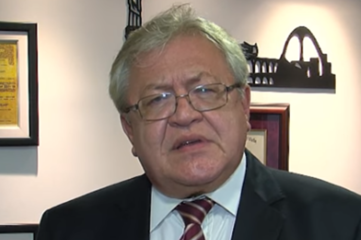 Marcus Rodrigues é formado em engenharia elétrica pela UFC (Universidade Federal do Ceará),  tem mestrado em administração de empresas pela UFMG e doutorado em engenharia de produção pela UFRJ | Reprodução/Youtube