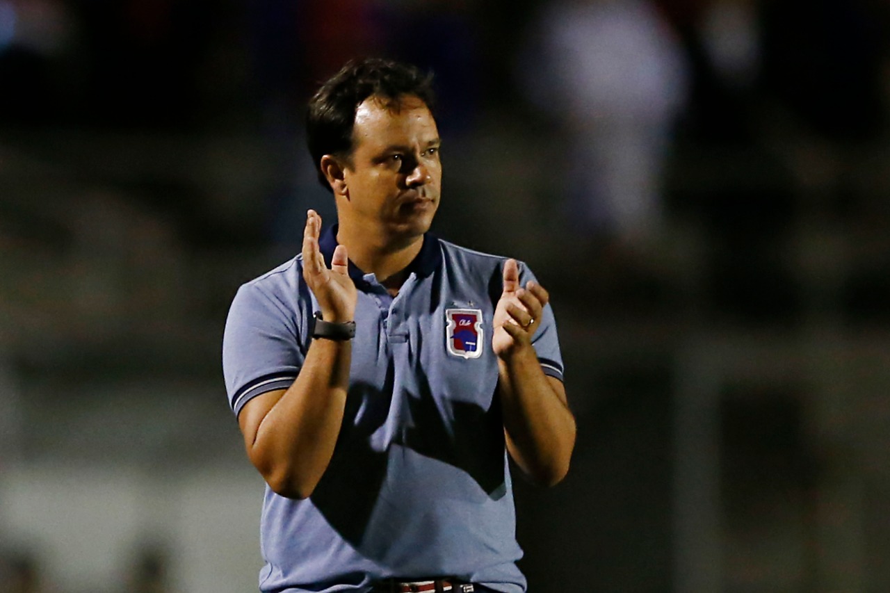 Técnico do Paraná, Dado Cavalcanti. Foto: Albari Rosa/Gazeta do Povo. | /