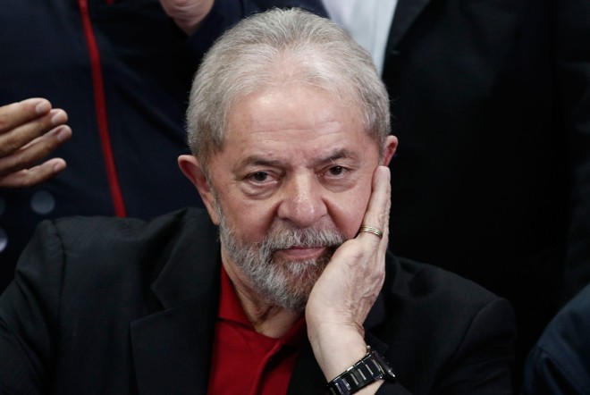 | MIGUEL SCHINCARIOL/AFP