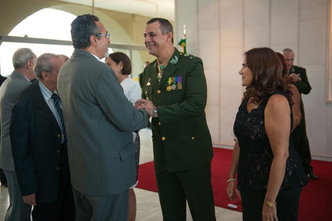 No centro da foto, general Otávio Santana do Rêgo Barros, escolhido porta-voz do governo Bolsonaro | Marcos Antonio Corrêa dos Santo/Divulgação Exército