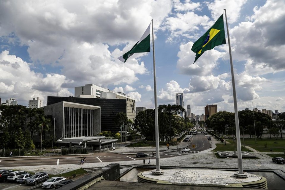Reeleição evita arquivamento de projetos; 780 propostas nem chegaram ao plenário | André Rodrigues/Gazeta do Povo