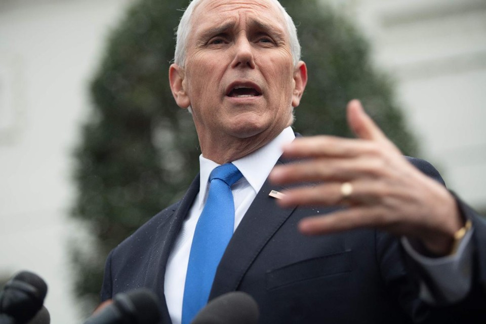 O vice-presidente dos EUA, Mike Pence, em foto de 9 de janeiro. Nesta quarta (16) ele disse que o Estado Islâmico "foi derrotado" | SAUL LOEB / AFP