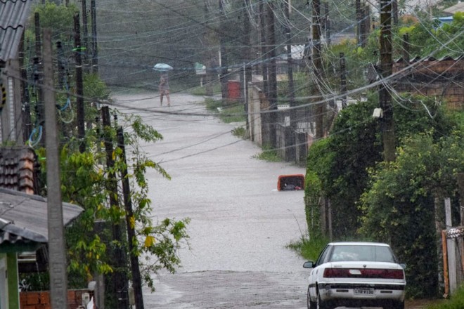 Capital catarinense tem várias ruas alagadas | Renê Rachadel/Divulgação