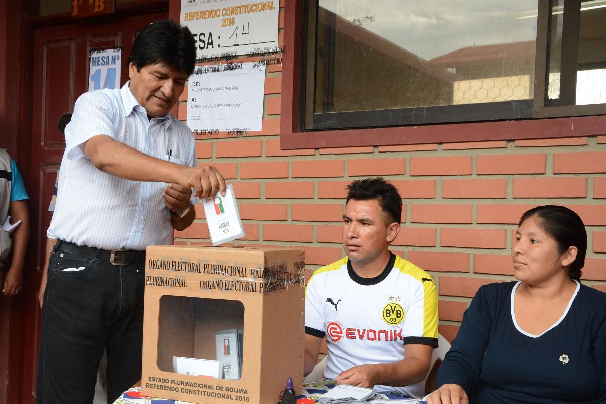 Presidente da Bolívia, Evo Morales, votando para as primárias presidenciais em 27 de janeiro de 2019 | Distribuição/Presidência da Bolívia/AFP