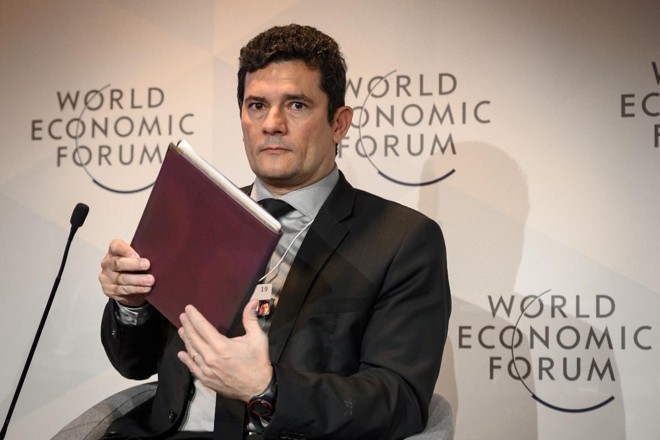 Sergio Moro no Fórum Econômico Mundial, em Davos: presença faz parte da estratégia de apresentação de segurança jurídica para a economia. | FABRICE COFFRINIAFP
