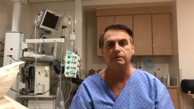 Bolsonaro fez o vídeo de dentro do Hospital Albert Einstein, em Sâo Paulo | Reprodução/Twitter