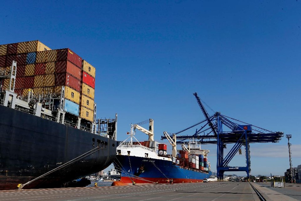 Movimento de navios no porto de Navegantes (SC) | Albari Rosa/Gazeta do Povo