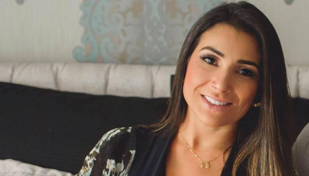 Fernanda Damian de Almeida morava na Austrália e passava férias no Brasil. | Reprodução Facebook