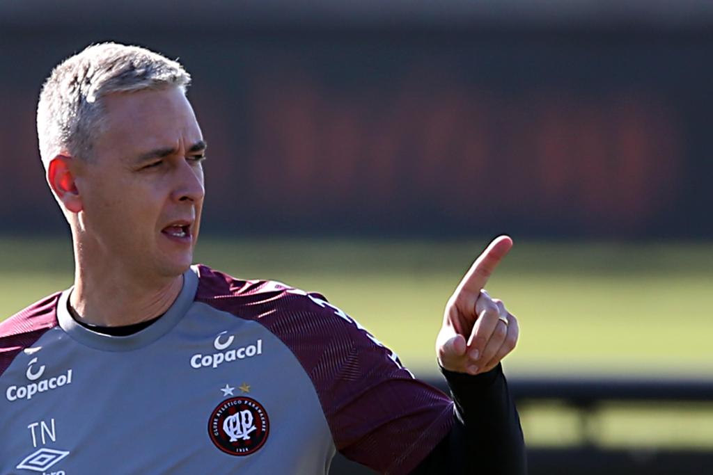 Tiago Nunes, técnico do Athletico | Albari Rosa/Gazeta do Povo