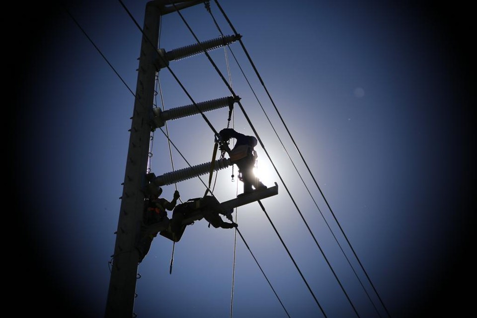 Comercializadoras fazem a ponte entre a geração e os consumidores livres de energia | Daniel Castellano/Gazeta do Povo