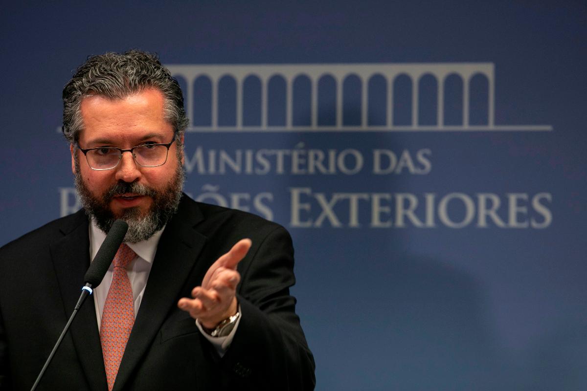 O ministro das Relações Exteriores do Brasil, Ernesto Araújo, durante coletiva de imprensa sobre a situação da Venezuela, no Palácio do Itamaraty, 1 de fevereiro | SERGIO LIMA / AFP