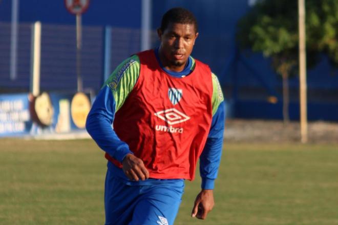 Rodrigão é a esperança de gols do Coritiba em 2019 | André Palma/Avaí FC