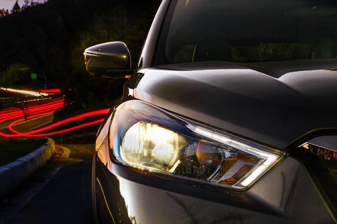 O Kicks é um dos SUVS mais vendidos no Brasil e será o responsável por emplacar a tecnologia elétrica da Nissan no Brasil. | Nissan / Divulgação