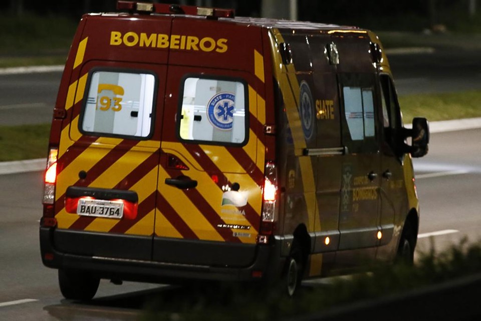 Primeiro atendimento ao adolescente foi feito pelo Siate | Maicon J. Gomes/Gazeta do Povo