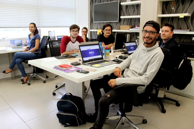 Equipe da startup Alpop, em Campinas | Divulgação/