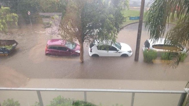 Rua Monte Castello, no Tarumã | Evandro Balmant/Colaboração