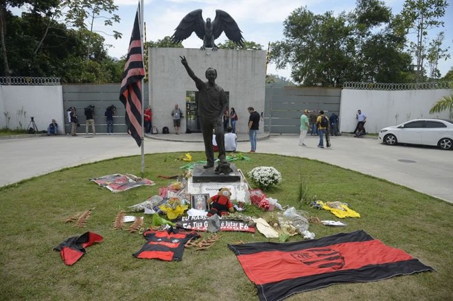 Homenagem aos jogadores vítimas da tragédia no Centro de Treinamento do Flamengo, o Ninho do Urubu. | /Foto: Tomaz Silva/Agência Brasil