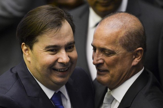 Disputa interna por poder no DEM opõe o presidente da Câmara, Rodrigo Maia, e o ministro da Casa Civil, Onyx Lorenzoni | Marcelo Camargo / Agência Brasil/