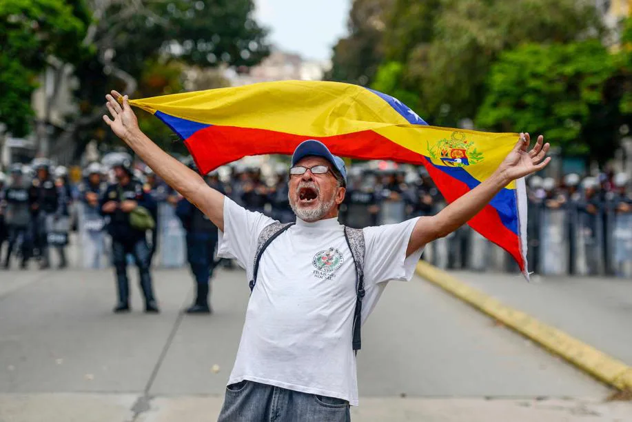 Protesto contra Maduro em 9 de março