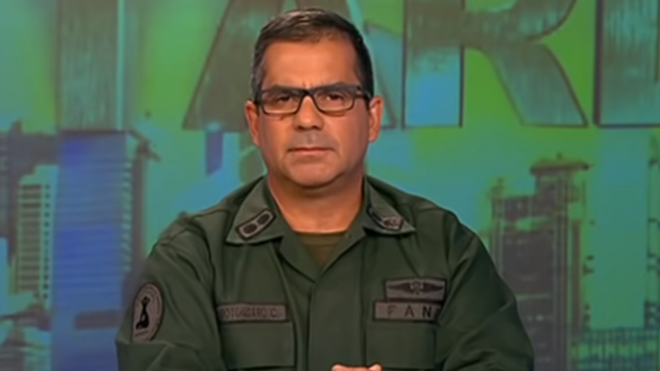 General Carlos Rotondaro, ex-chavista