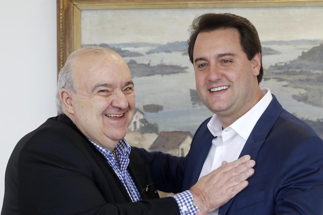Greca, prefeito de Curitiba, e Ratinho Jr, governador do Paraná: aproximação após a campanha eleitoral. | Arnaldo Alves/AEN/ Divulgação