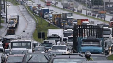 Carros na Linha Verde