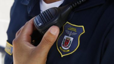 Guarda Municipal foi acionada para atender a ocorrência em que o motorista foi esfaqueado. Foto: Aniele Nascimento / Gazeta do Povo