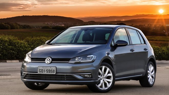O Golf passou por uma reestilização no ano passado e adotou novas tecnologias. Foto: Volkswagen/ Divulgação