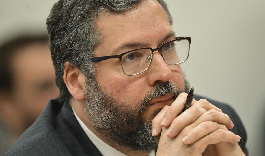 ernesto-araujo