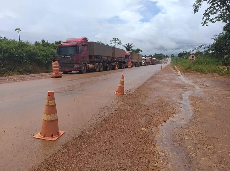 Falta pavimentar 49 km para concluir o corredor de exportação de grãos entre regiões produtivas de grãos no Mato Grosso e os portos de Miritituba, no Pará | DNIT/Divulgação