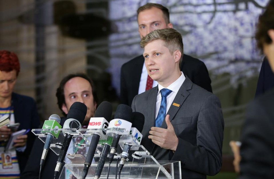 Novo causa ‘ciúmes’ em partidários de Bolsonaro e se destaca por defesa de agenda liberal O líder do partido Novo na Câmara, deputado Marcel Van Hattem (RS) | Divulgação/Câmara dos Deputados