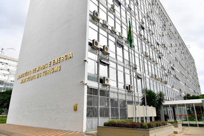 Minas e Energia e Turismo estão entre os ministérios mais atingidos pelo corte do governo. | Geraldo Magela/Agência Senado