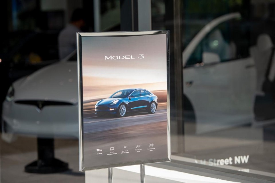 Anúncio das vendas do Model 3 mais acessível foi feito nesta quinta-feira (28). | Saul LoebAFP
